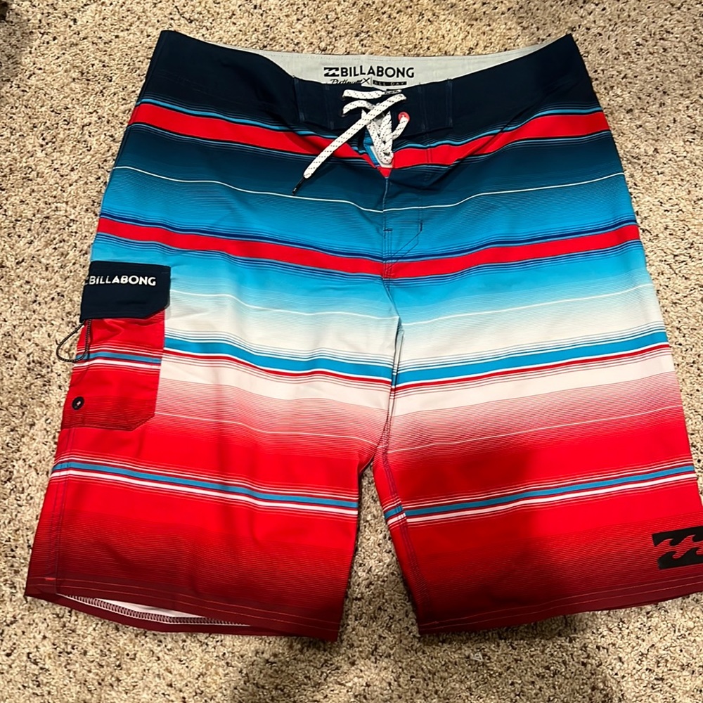 Men’s board shorts